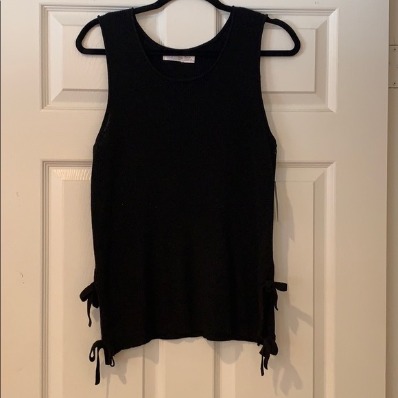 Time and Tru Sweater Tank Top - Picture 1 of 7